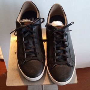 Cole Haan Black Leather Women's Sneakers Sz 9 1/2